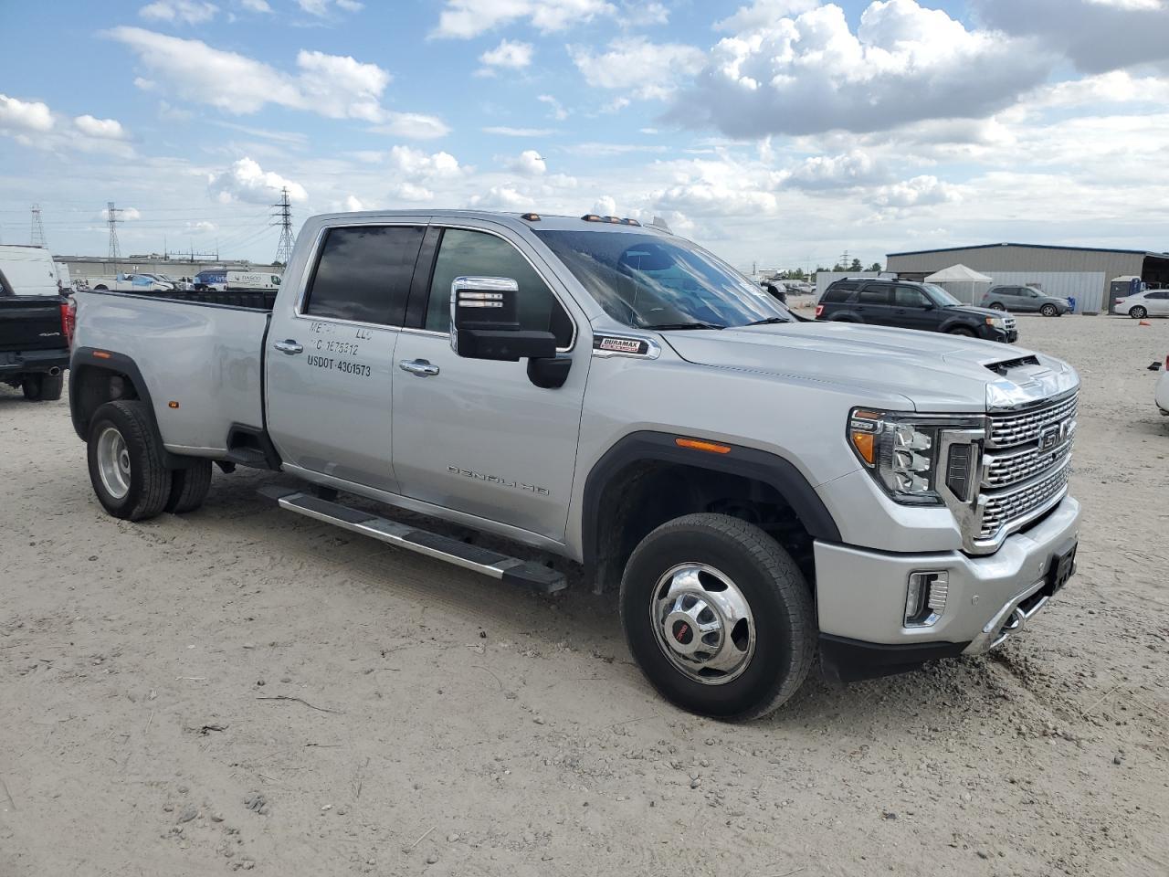 2023 GMC Sierra