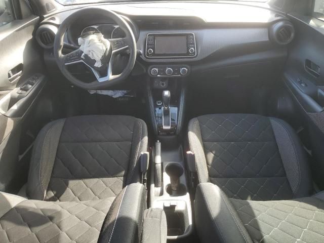 2018 Nissan Kicks S
