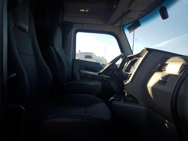 2020 Kenworth T680 Semi Truck
