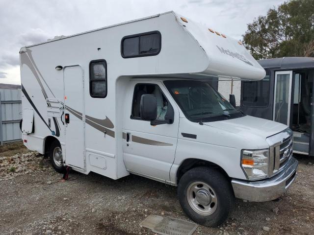 2017 Ford Econoline E350 Super Duty Cutaway Van