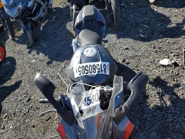 2022 BMW S 1000 RR
