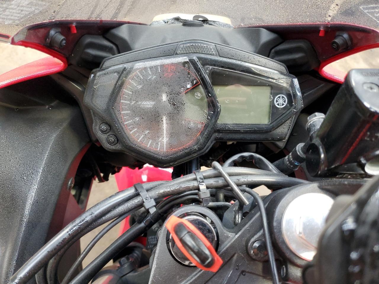2015 Yama YZFR3