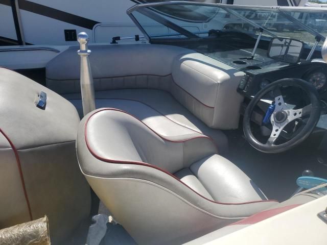 1989 Bayliner Skichallenger-Boat