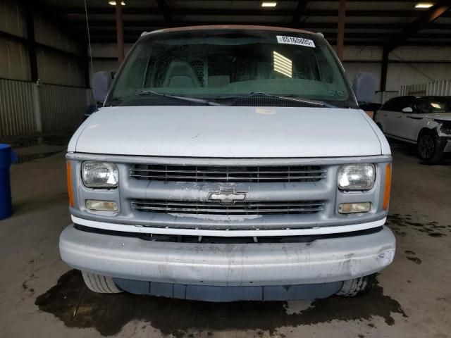 2000 Chev Express Cargo 3500 1