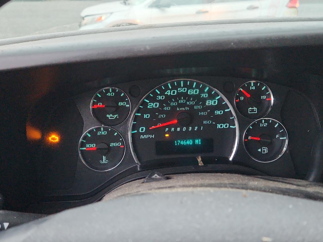 2009 Chevrolet Express BOX Truck