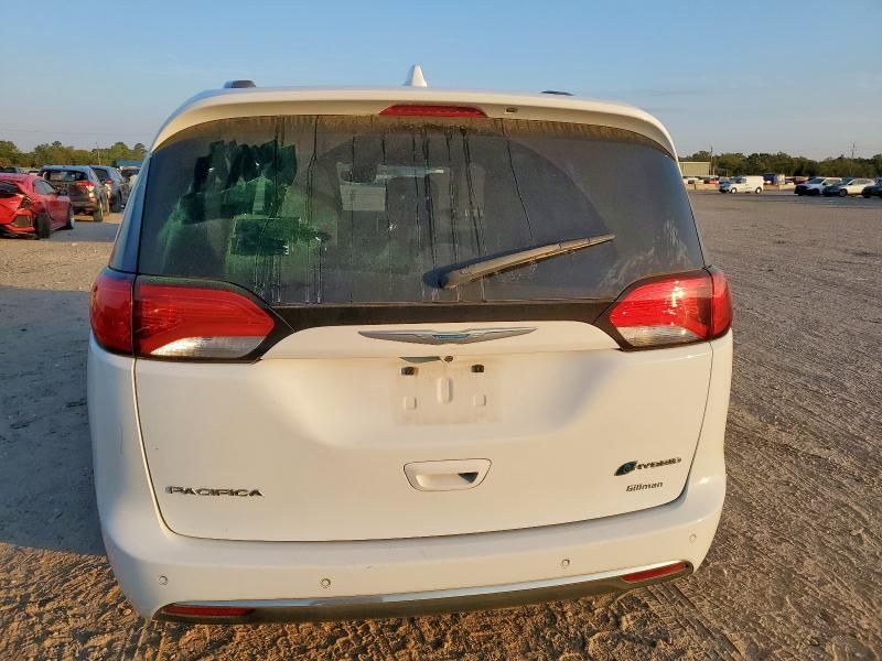 2018 Chrysler Pacifica Hybrid Limited
