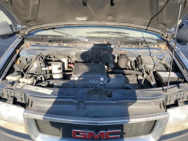 2000 GMC Safari XT