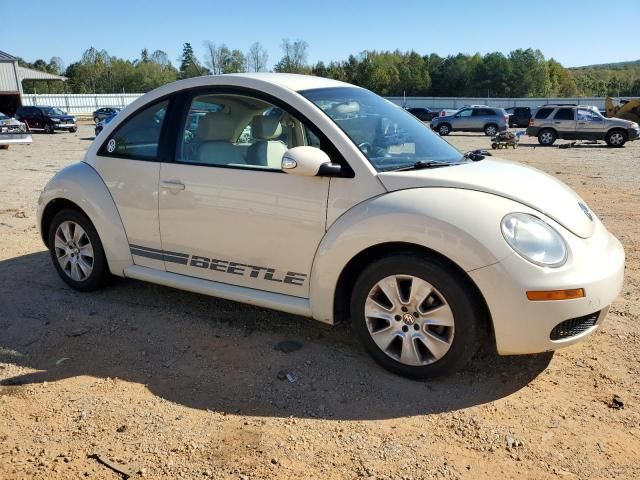 2009 Volkswagen New Beetle S