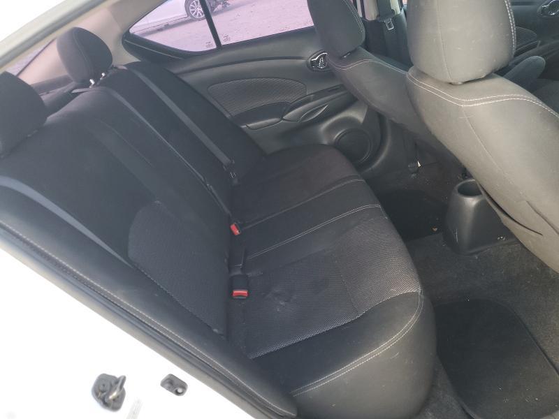 2019 Nissan Versa s