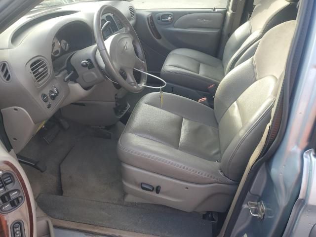2003 Chrysler Town & Country Limited