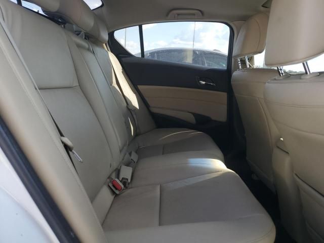 2013 Acura ILX Hybrid Tech