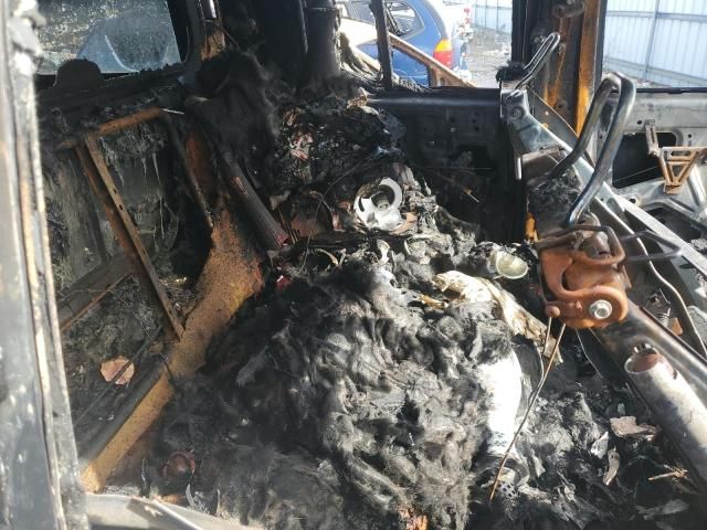 2012 Nissan Frontier s