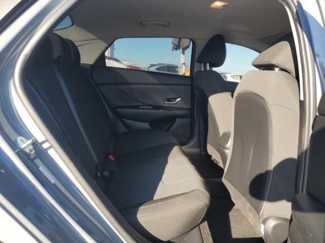 2021 Hyundai Elantra se