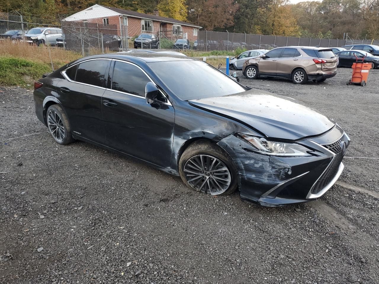 2022 Lexus Es 300h Base