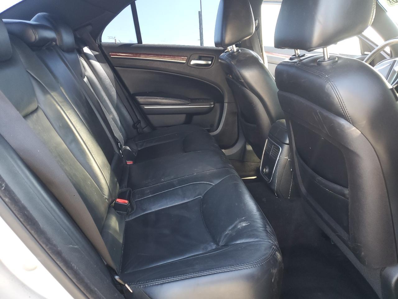 2012 Chrysler 300 Limited