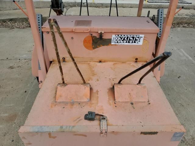 2001 Arrow 2001 Team Fenex TWABVA-15 Arrow Board Trailer