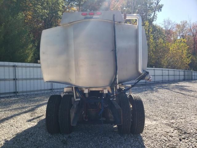 2022 Freightliner M2 106