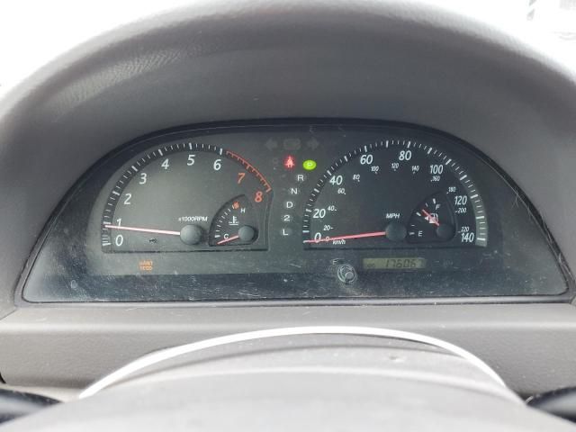2004 Toyota Camry le