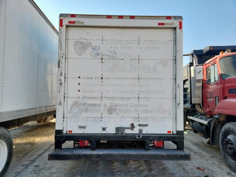 2008 Ford Econoline E450 Super Duty Cutaway Van