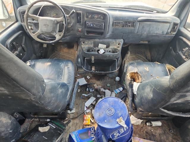 2000 Chevrolet Express G2500