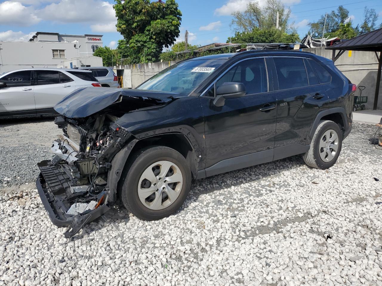 2021 Toyota Rav4 le