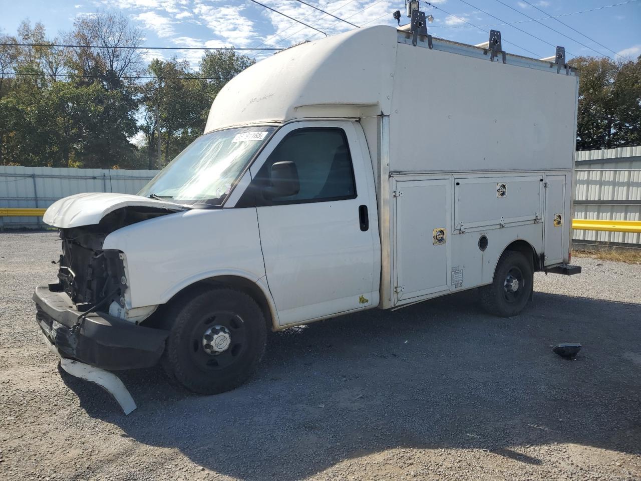 2014 Chev Express Commercial C