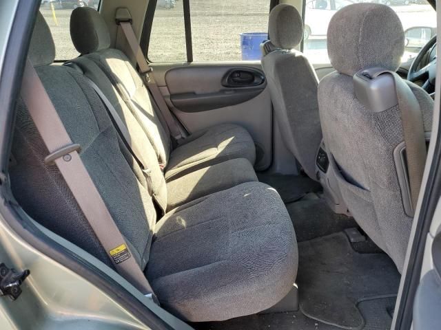 2004 Chevrolet Trailblazer LS