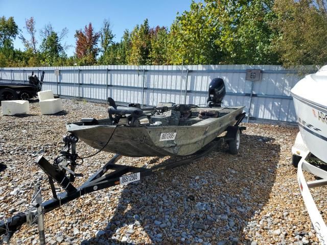2018 War Eagle 548 2018-WAR-Eagle Boat-Green