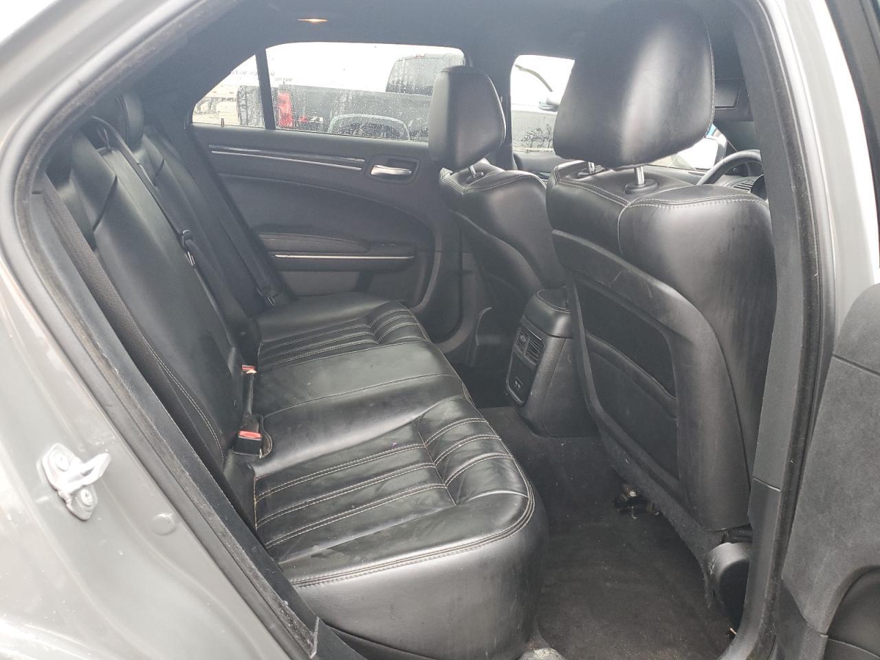 2019 Chrysler 300 s