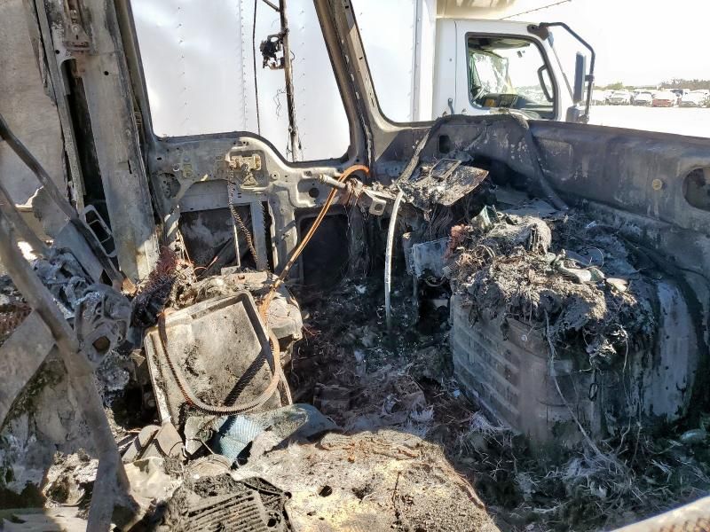 2025 Mack Anthem Semi Truck