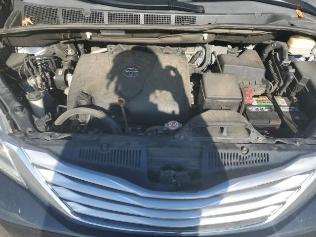 2017 Toyota Sienna XLE