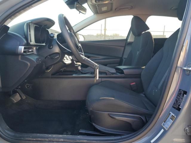 2021 Hyundai Elantra se