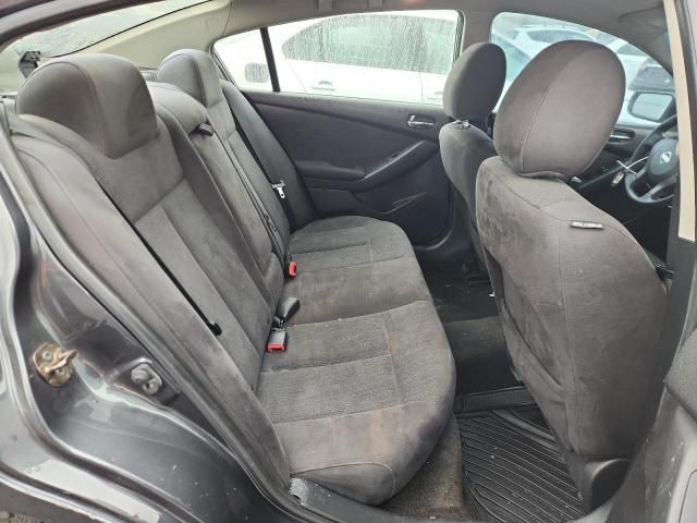 2010 Nissan Altima Base