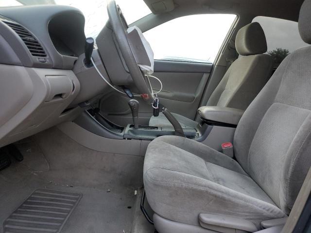 2004 Toyota Camry le