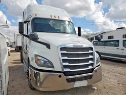 Salvage trucks for sale at Mercedes, TX auction: 2020 Freightliner Cascadia 126 Semi Truck