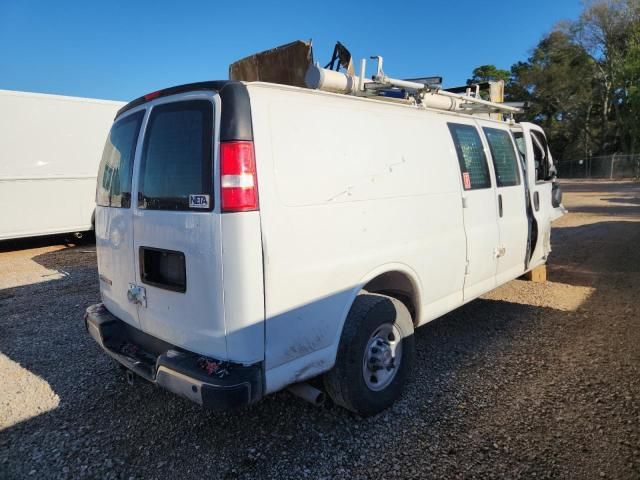 2020 Chevrolet Express G2500