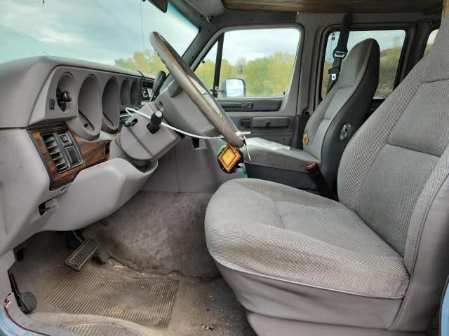 1996 Dodge RAM Wagon B3500