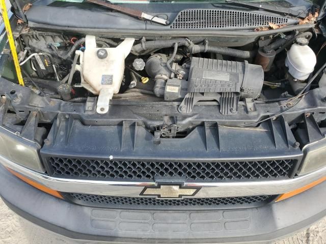 2013 Chevrolet Express G2500