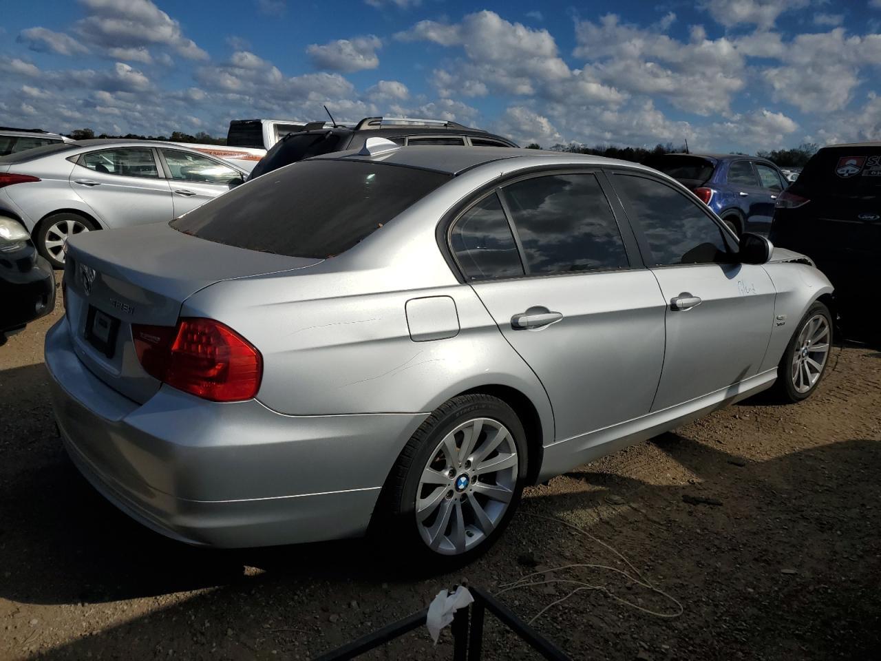 2011 BMW 328 xi Sulev