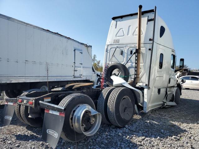 2020 Freightliner Cascadia 126