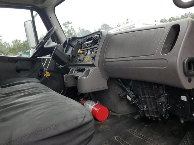 2020 Freightliner M2 106 MED-BOX Truck