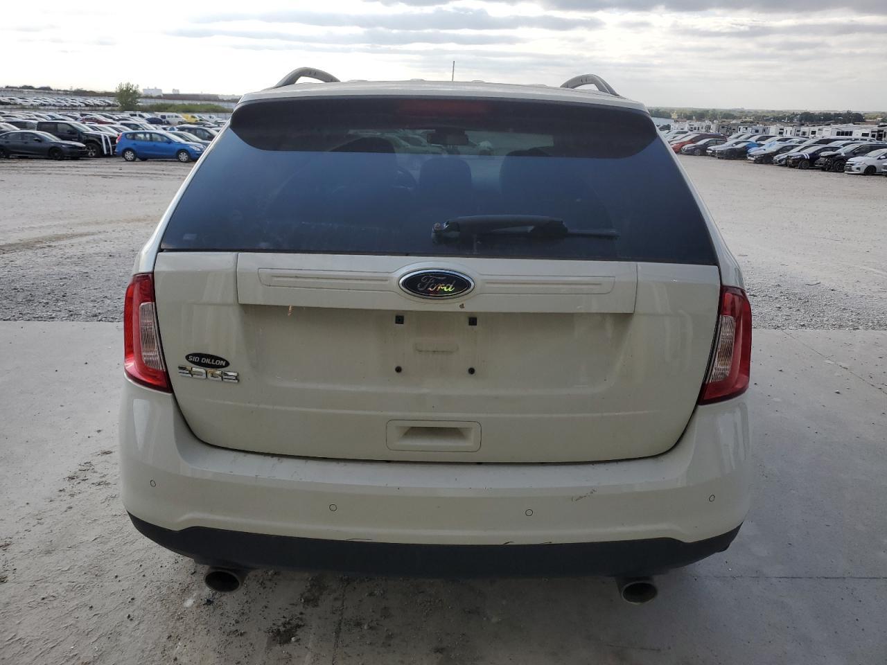 2013 Ford Edge se