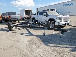 Salvage trucks for sale at Houston, TX auction: 2017 Karavan Trailer