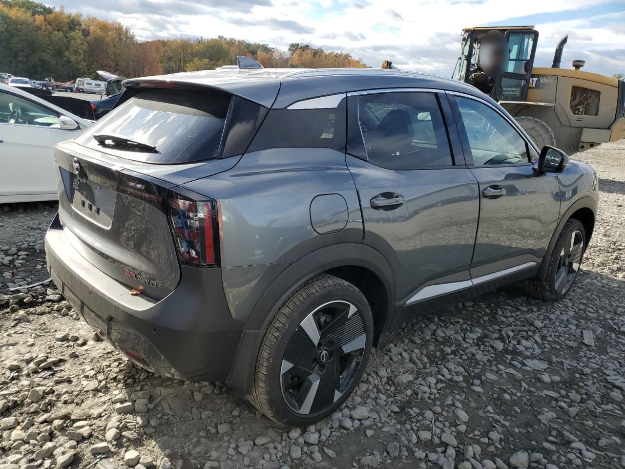 2025 Nissan Kicks sr