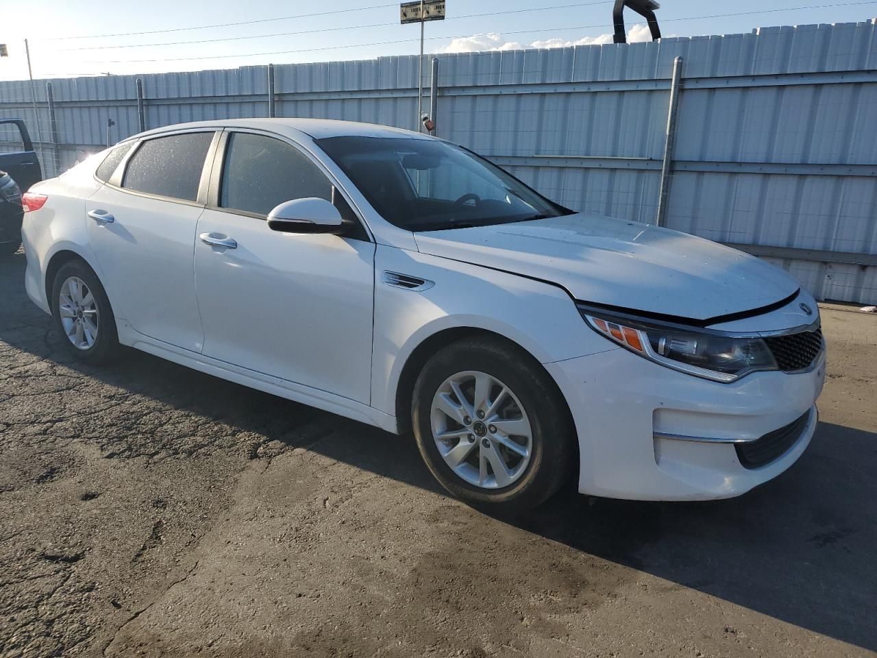 2016 KIA Optima lx