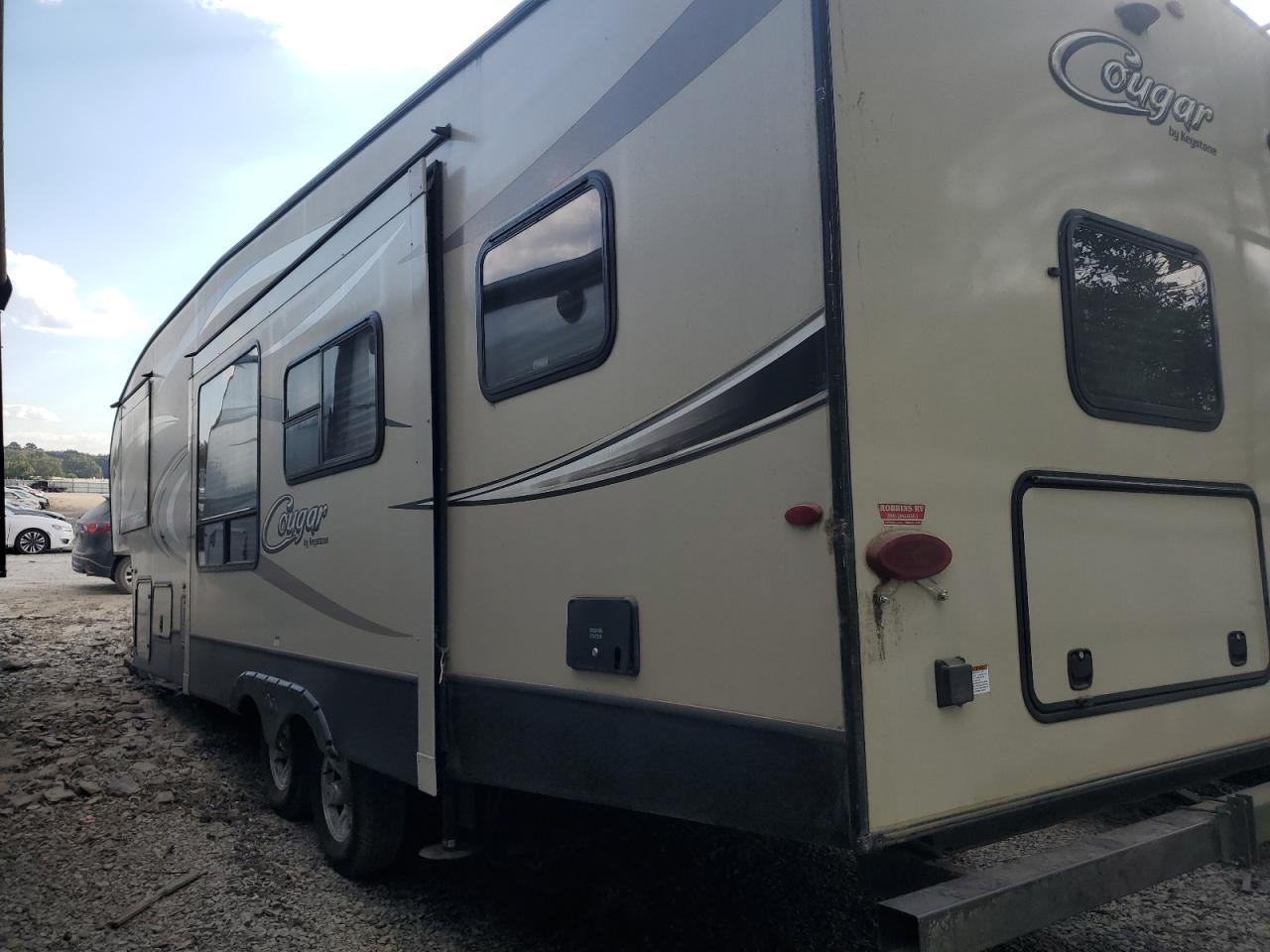 2017 Cougar 30RLS-Camper