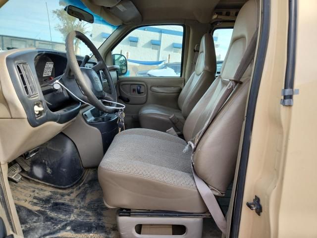 2000 Chevrolet Express Delivery Van