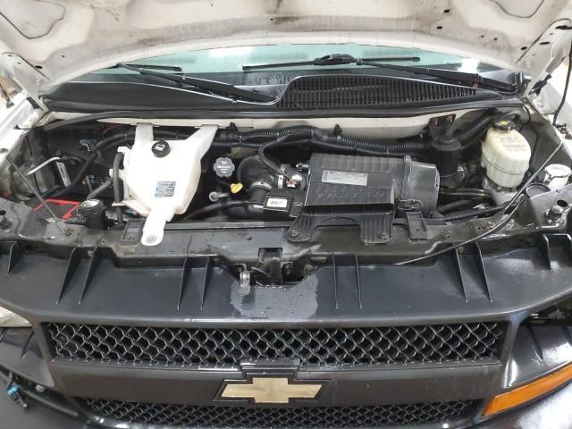 2013 Chevrolet Express G2500