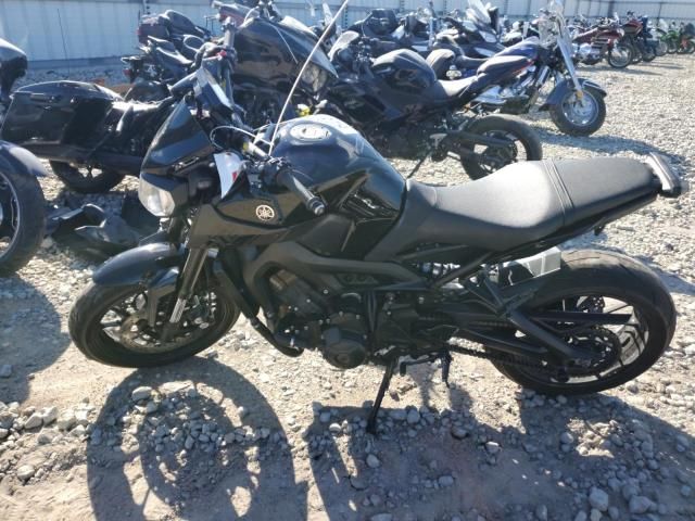 2016 Yamaha FZ09
