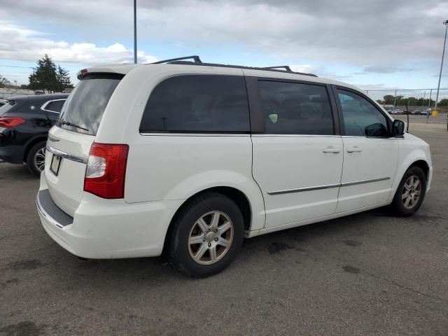 2013 Chrysler Town & Country Touring